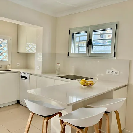 Nasas, Vistas Al Mar, 2 Apartamento